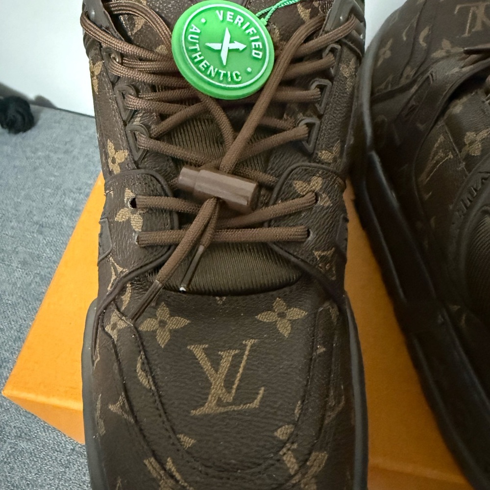 Louis Vuitton Maxi Trainer Brown Sneakers with Chunky Sole - Picture 8 of 9